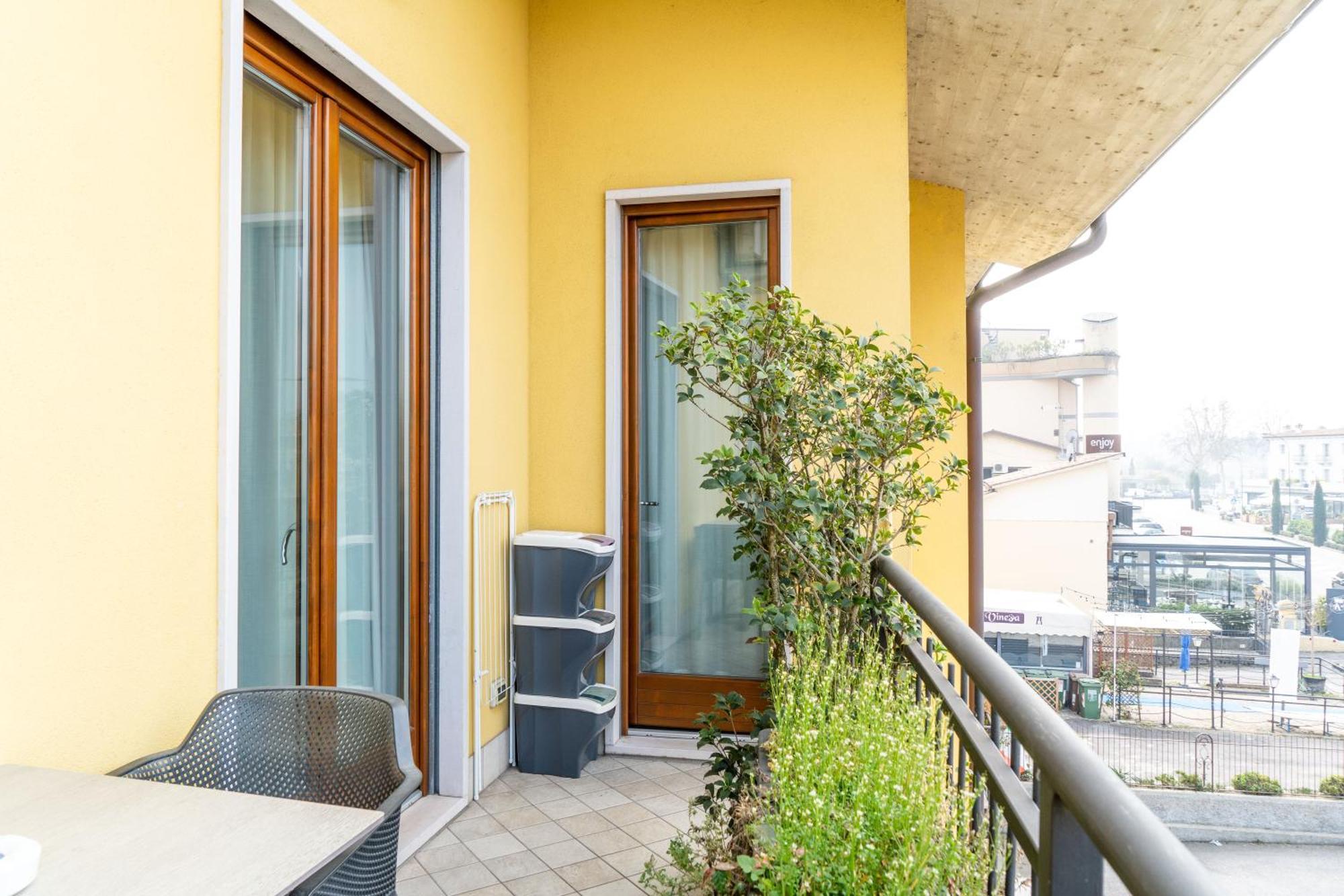 Hatelier Garda Home By Enjoy Garda Hotel Peschiera del Garda Exteriér fotografie