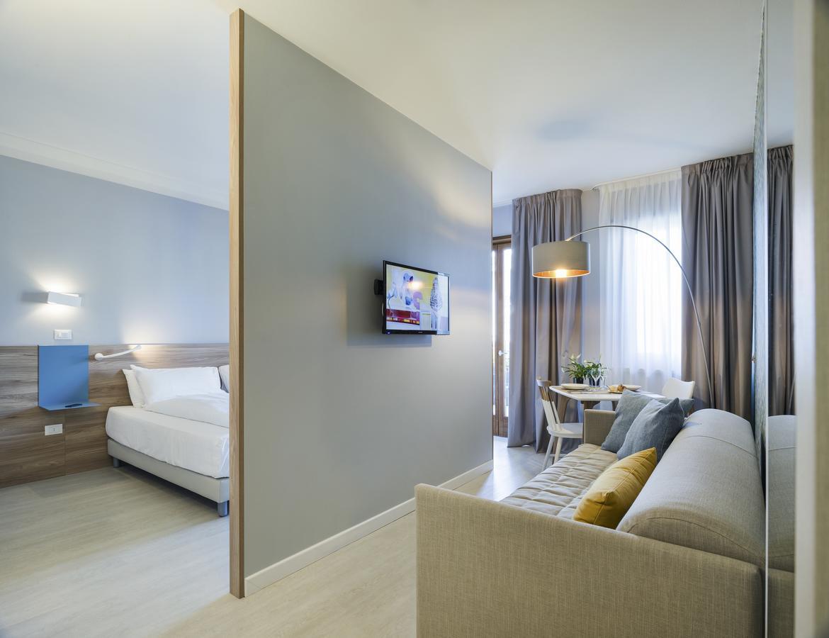 Hatelier Garda Home By Enjoy Garda Hotel Peschiera del Garda Exteriér fotografie